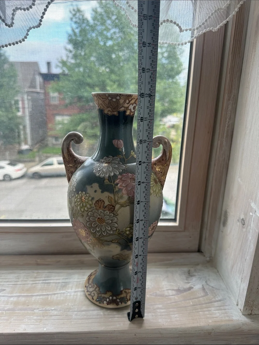 N/A vintage vase
